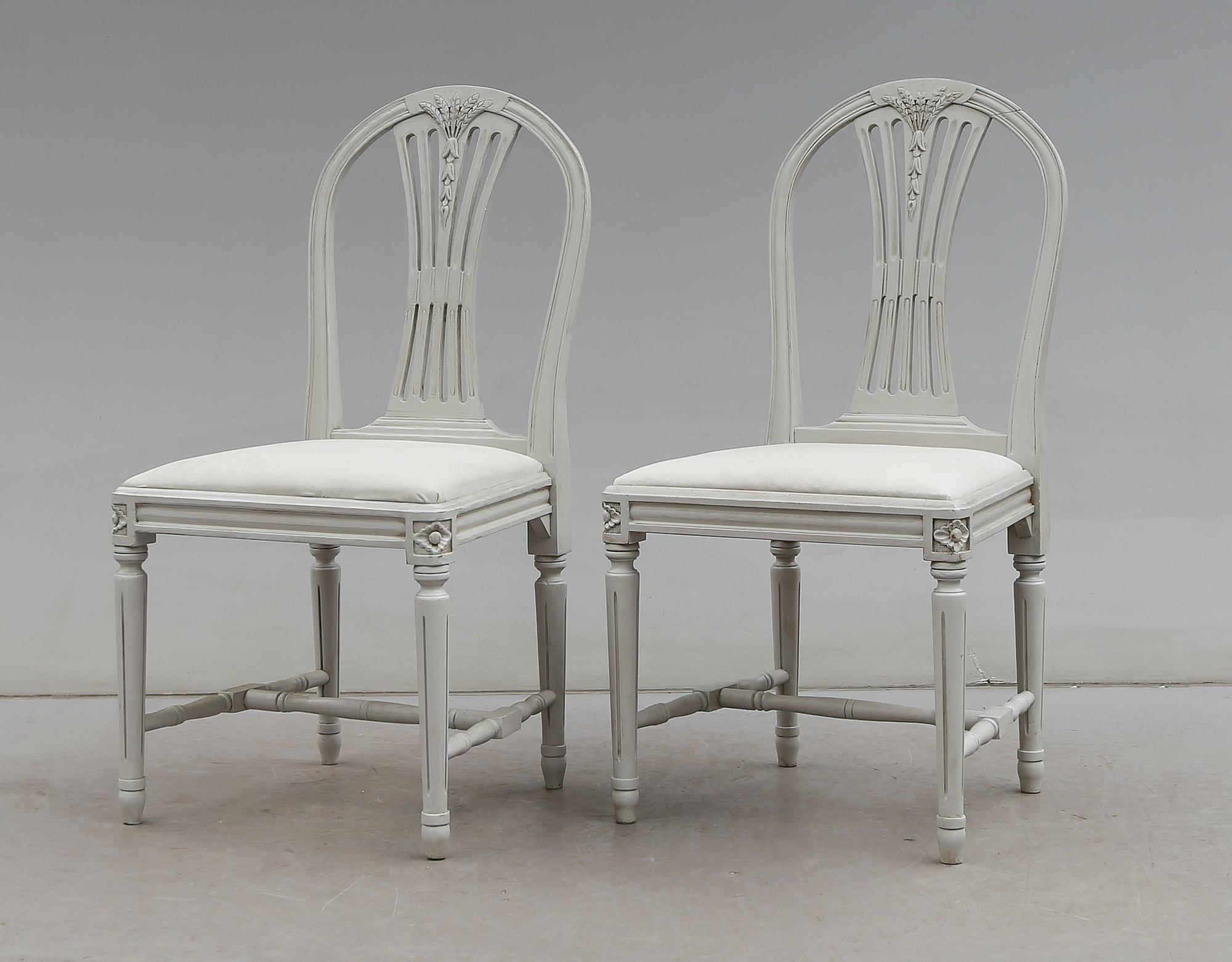 STOLAR, 12 st, gustaviansk stil, 1900-talets andra hälft.