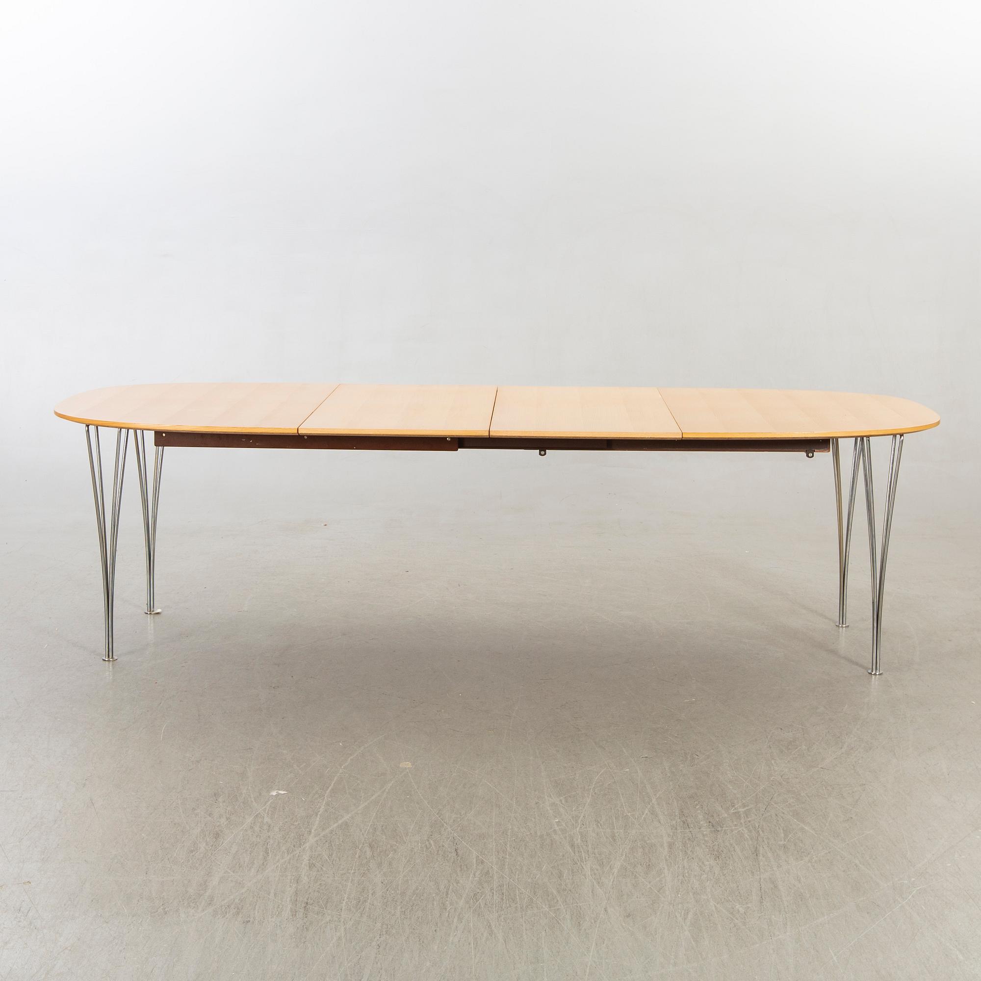 Bruno Mathsson, Matbord, "Superellips", 2 iläggsskivor, Fritz Hansen, Danmark.