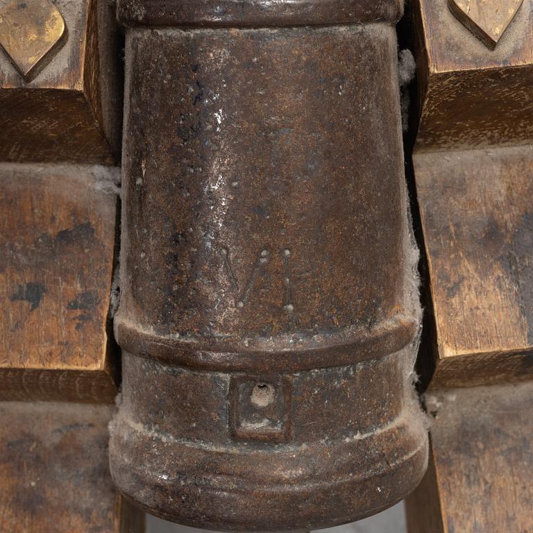 Salutkanoner, ett par, 1800-tal.