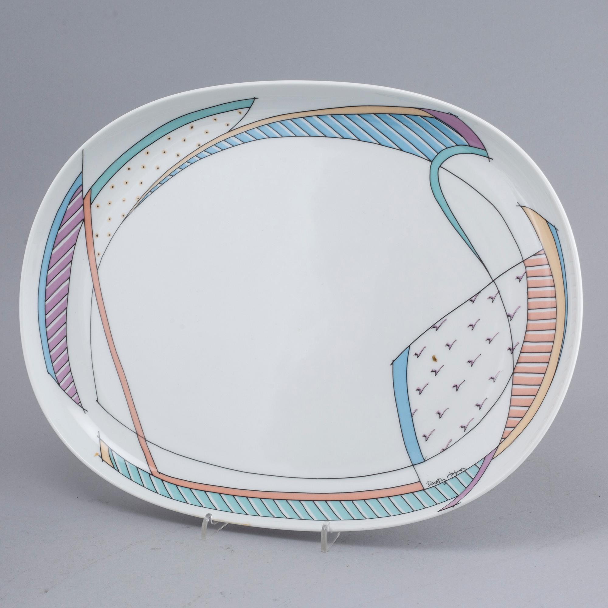 A tableware set of 28 pieces, "Century new wave" by Tapio Wirkkala and Dorothy Hafner for Rosenthal Studio Linie.