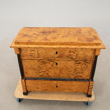 Chest of drawers, Karl Johan made in Ystad by the furniture company Roth in 1841.