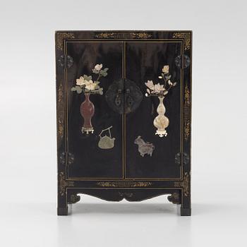 A Chinese cabinet, 20th Century.