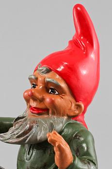 TOMTE med LYKTA, lergods, Heissner, 1900-talets andra hälft.