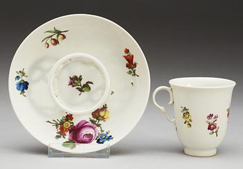 TREMBLEUSE, porslin. Wien, 1700-tal.