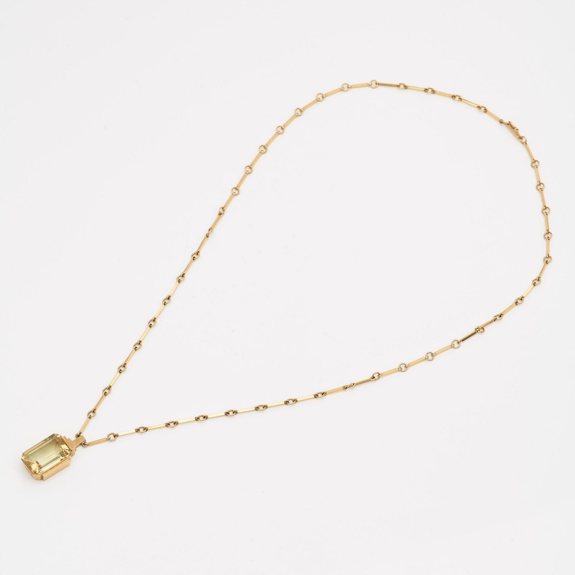 Wiwen Nilsson, an 18K gold necklace with a beryl pendant, Lund 1938.