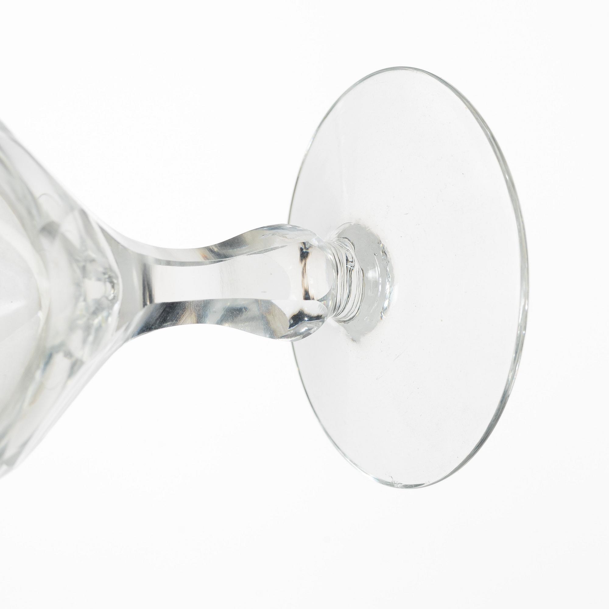 Glass service, 22 pieces, mid-20th century.