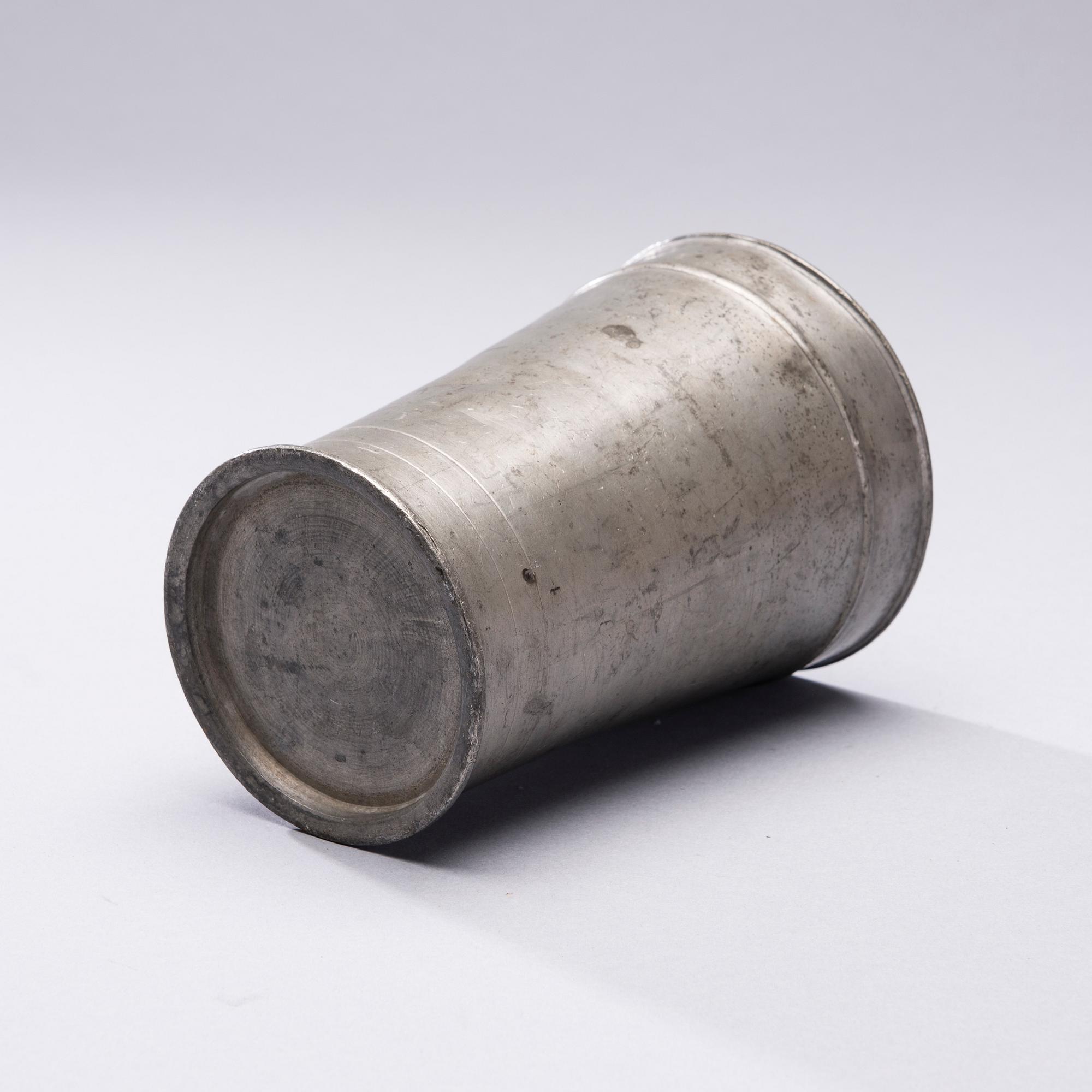 BÄGARE, tenn, 1700-tal.