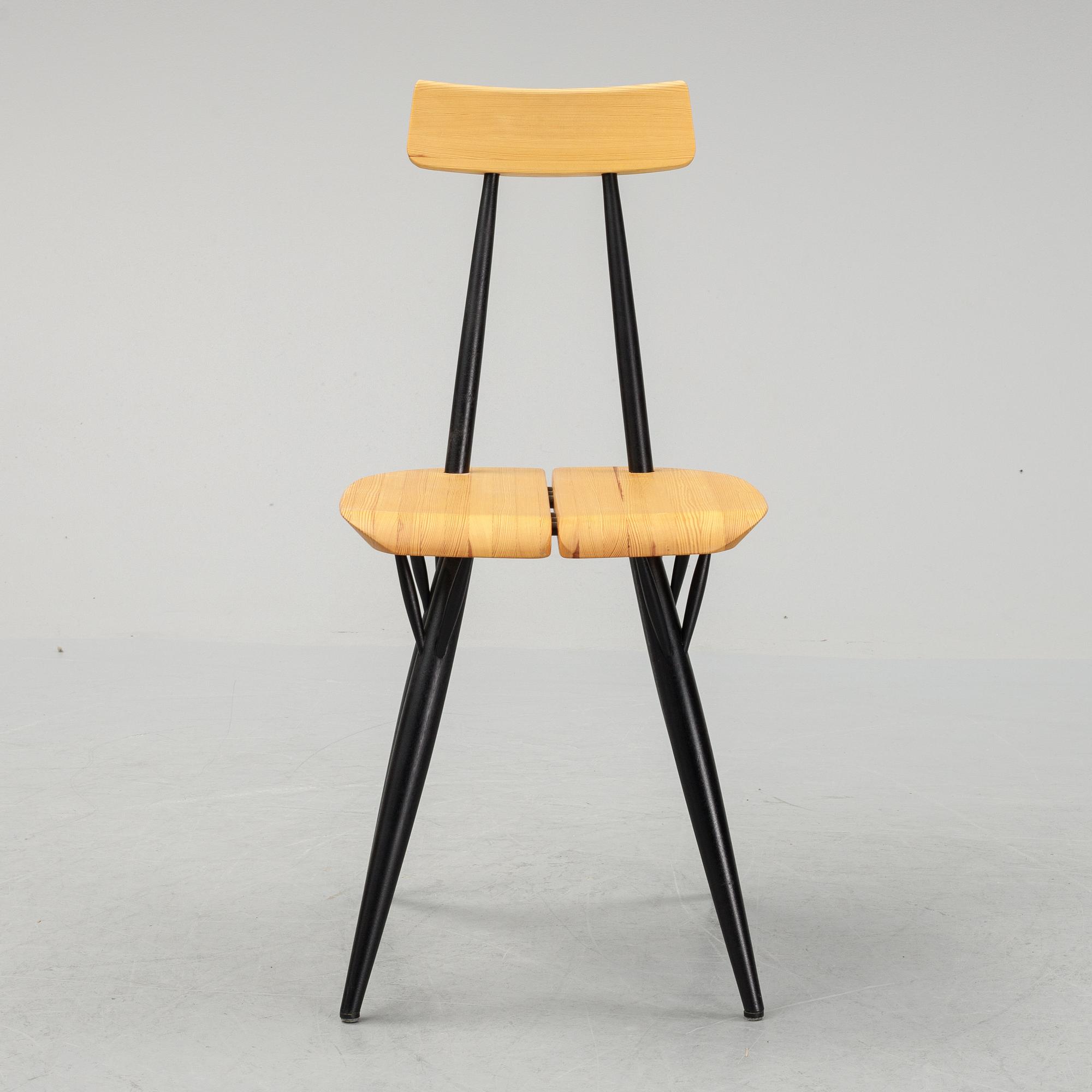 Ilmari Tapiovaara, a 'Pirkka' chair, Laukaan Puu, Finland.
