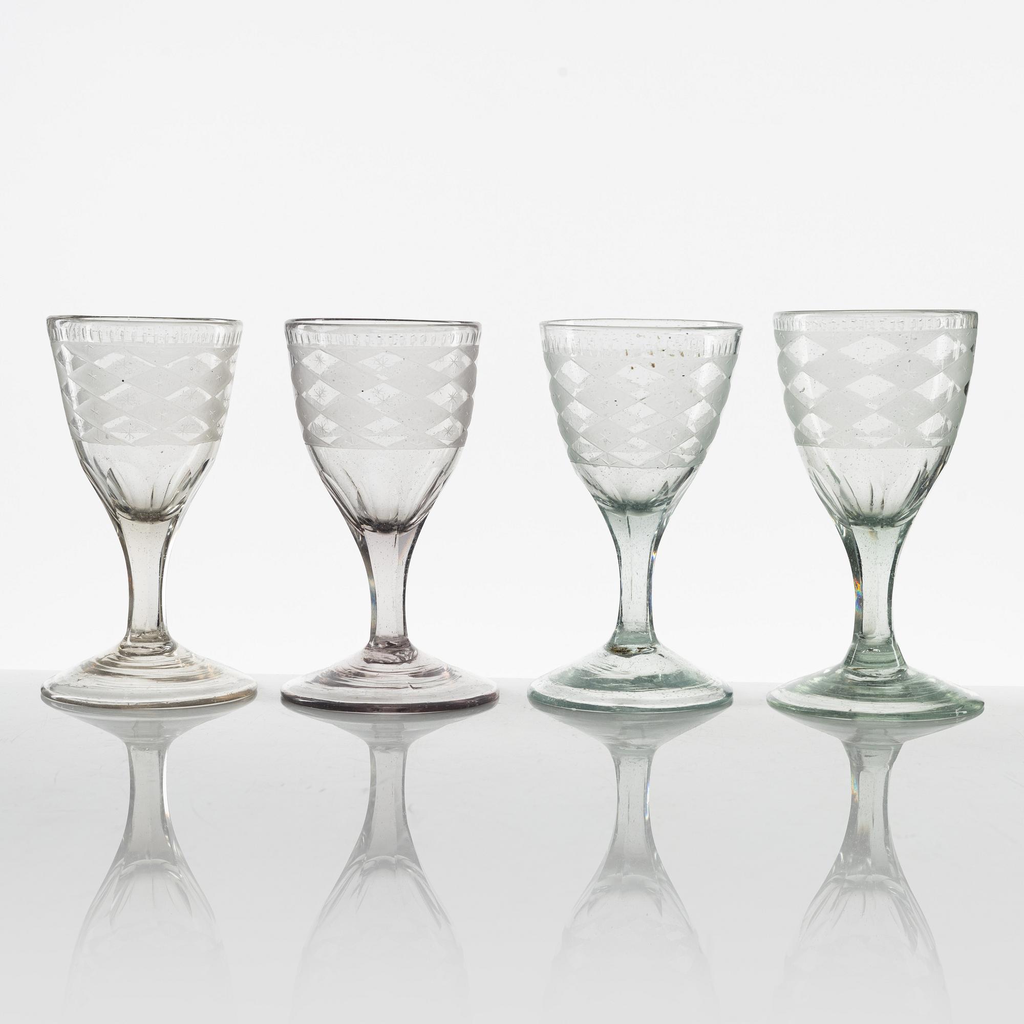 Starkvinsglas, 20 stycken, sengustavianska, olika manufakturer.