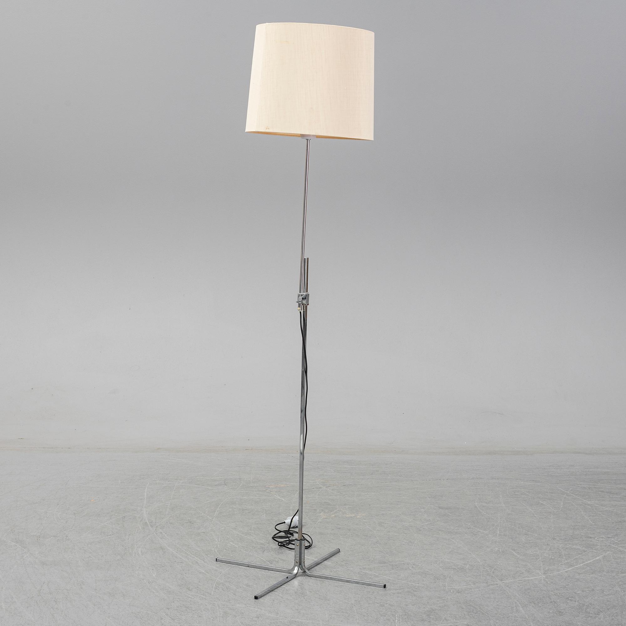 HANS EICHENBERGER, golvlampa, Lilux, 1900-talets slut.