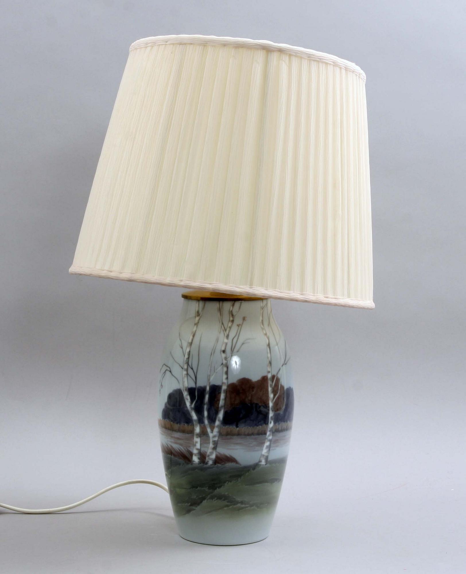 BORDSLAMPA, porslin, Bing o Gröndahl.