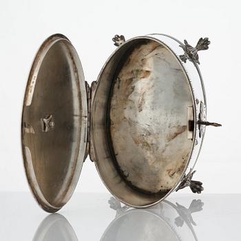 Pehr eller Adolf Zethelius, sockerskrin, silver, Stockholm 1810. Empire.