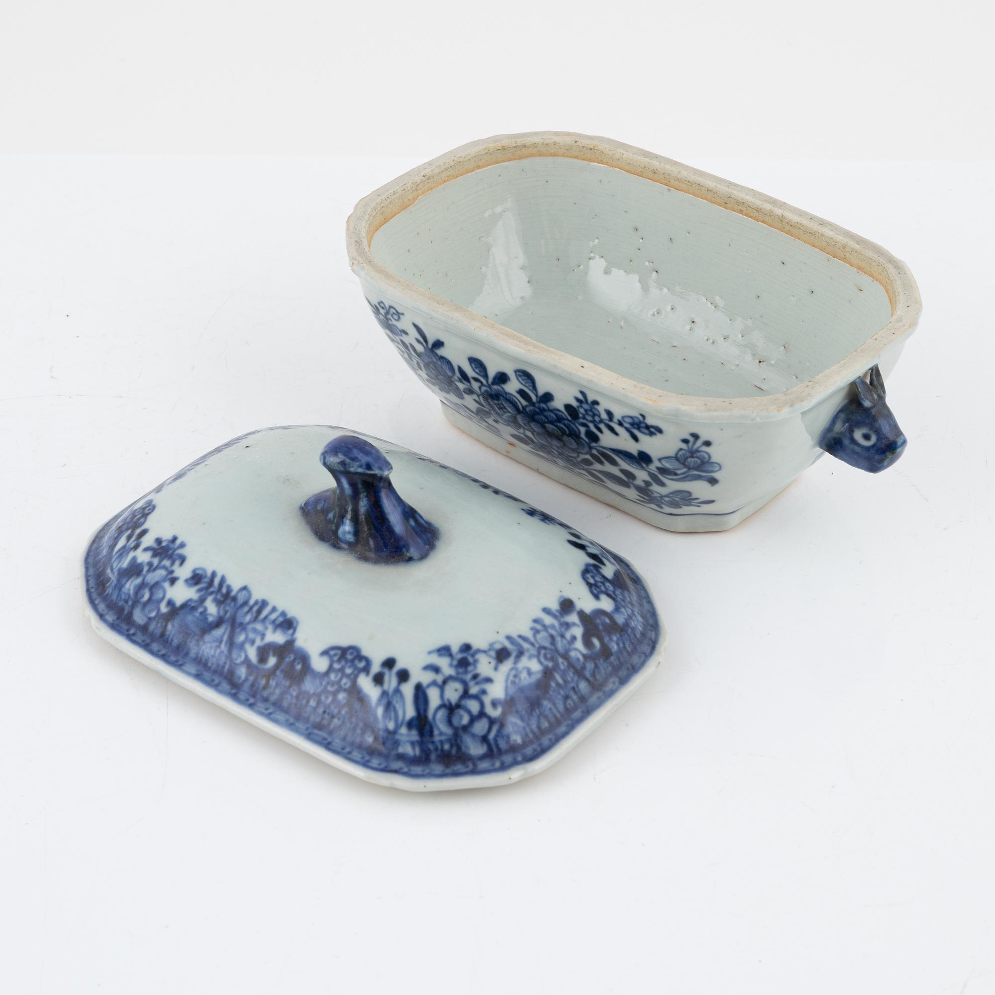 A blue and white butter terrine with lid, and a blue and white serving dish, China, Qianlong (1736-95).