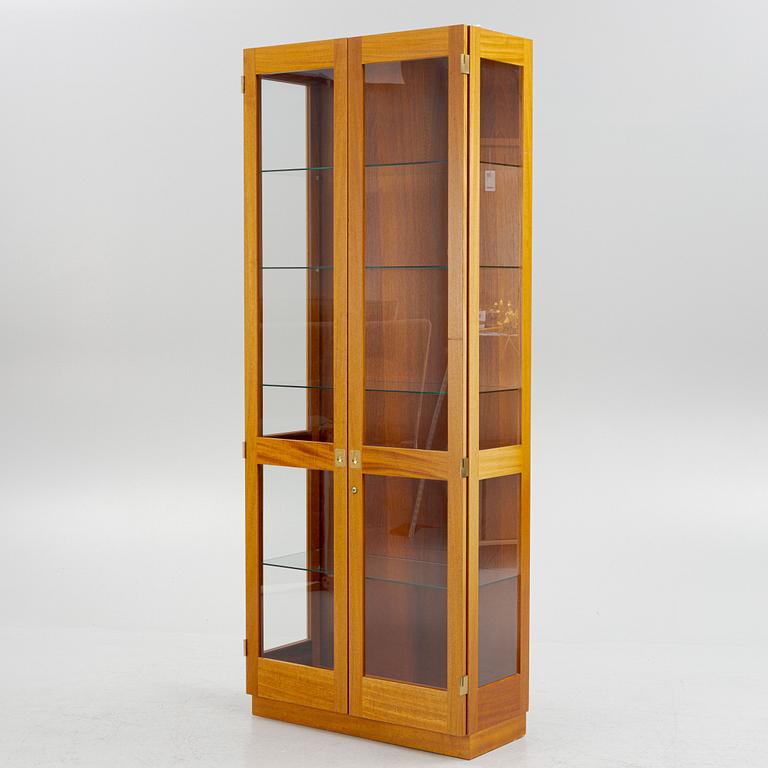 Göran Malmvall, vitrinskåp "KA72", Karl Andersson & Söner, proveniens Sven Lundh.