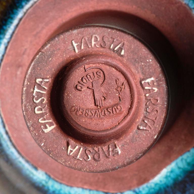 Wilhelm Kåge, a set of two "Farsta" stoneware vases and a footed bowl, Gustavsberg Studio 1956-60.