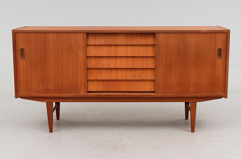 SIDEBOARD, 1900-talets andra hälft.
