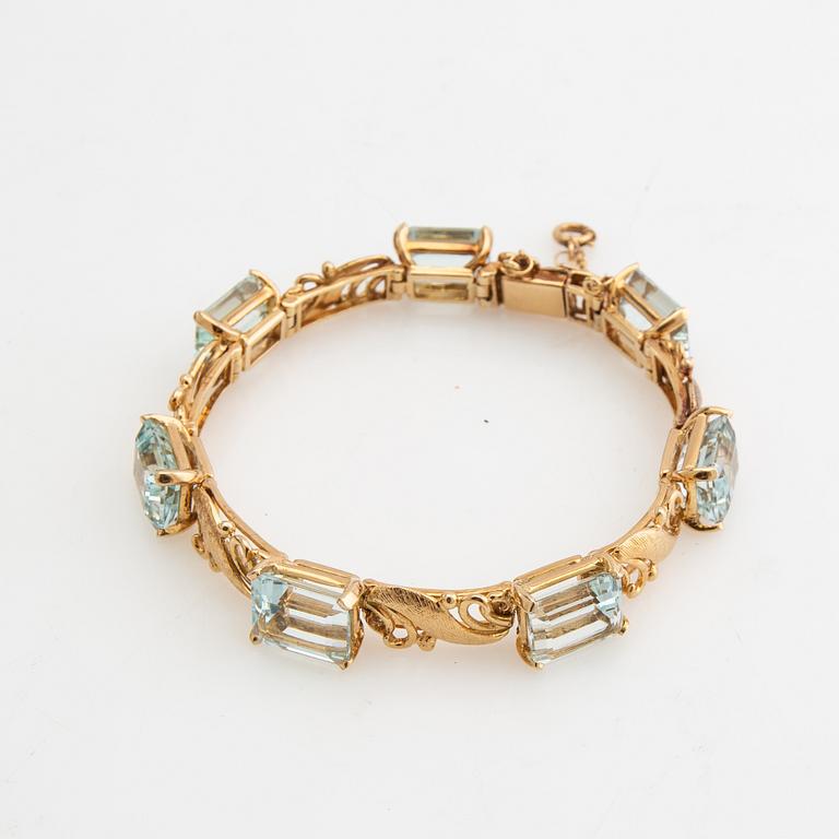Armband, 18K guld med akvamariner.