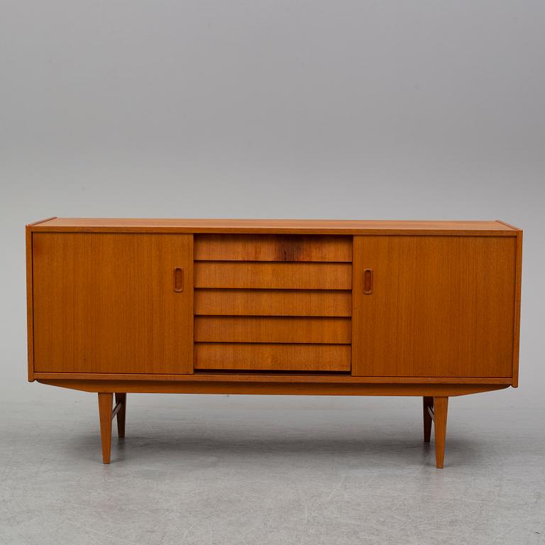 SIDEBOARD, 1900-talets andra hälft.