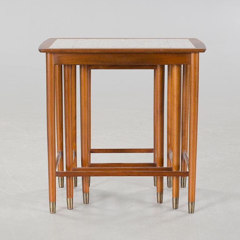 A mid 20th century 3-piece nesting table set.