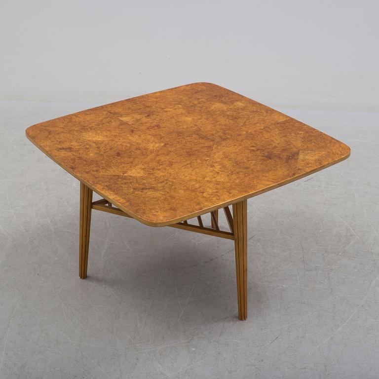 A sofa table, mid 20th century.