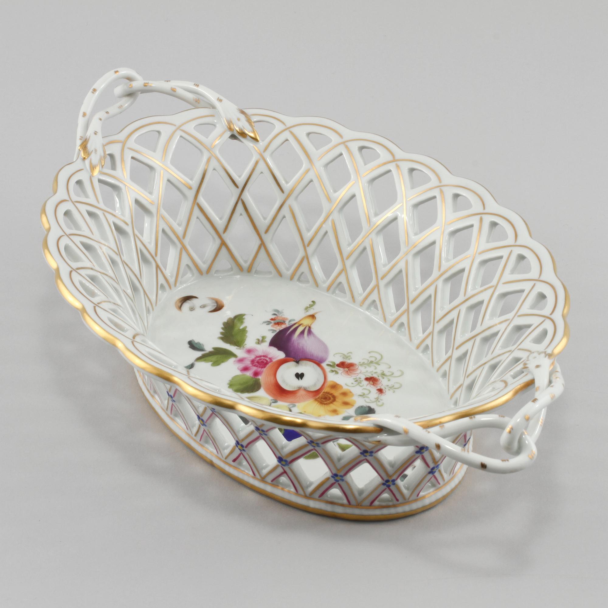 GALLERSKÅL, porslin, Herend, Ungern, 1900-talets andra hälft.