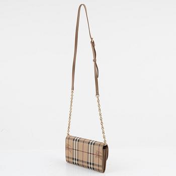 Burberry, a nova check bag.