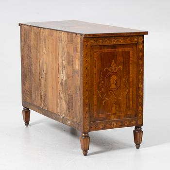Chest of drawers, Italy, Louis XVI, circa 1800.