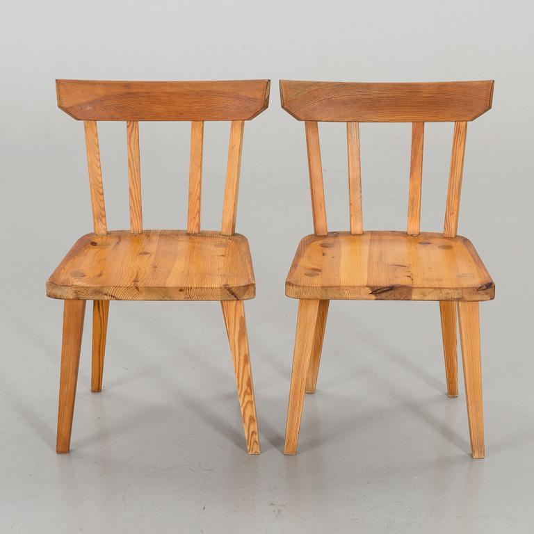 A PAIR OF CHAIRS BY KARL ANDERSSON & SÖNER. SECOND HALF OF 20TH CENTURY.