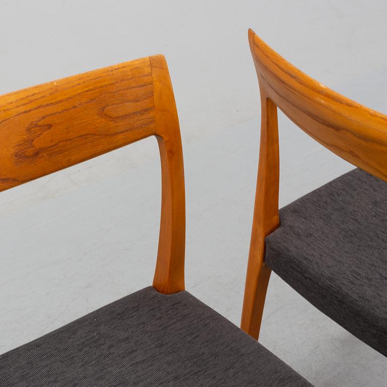 Six oak chairs, mid 20th Century.