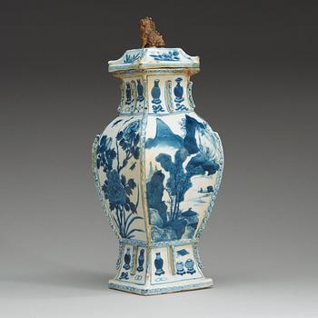 VAS med LOCK, porslin. Qing dynastin, Kangxi (1662-1722).