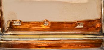 A Russian 19th century parcel-gilt silver and niello snuff box, mark of N. Michaelov, Moscow 1848.