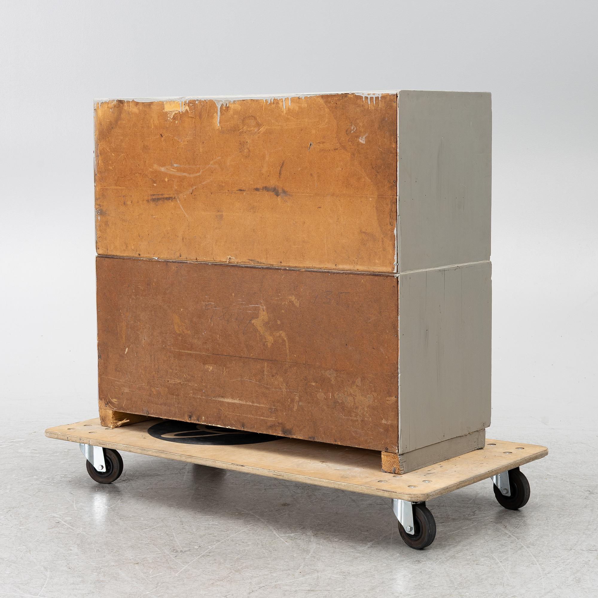 A drawer unit, first half of the 20th Century.