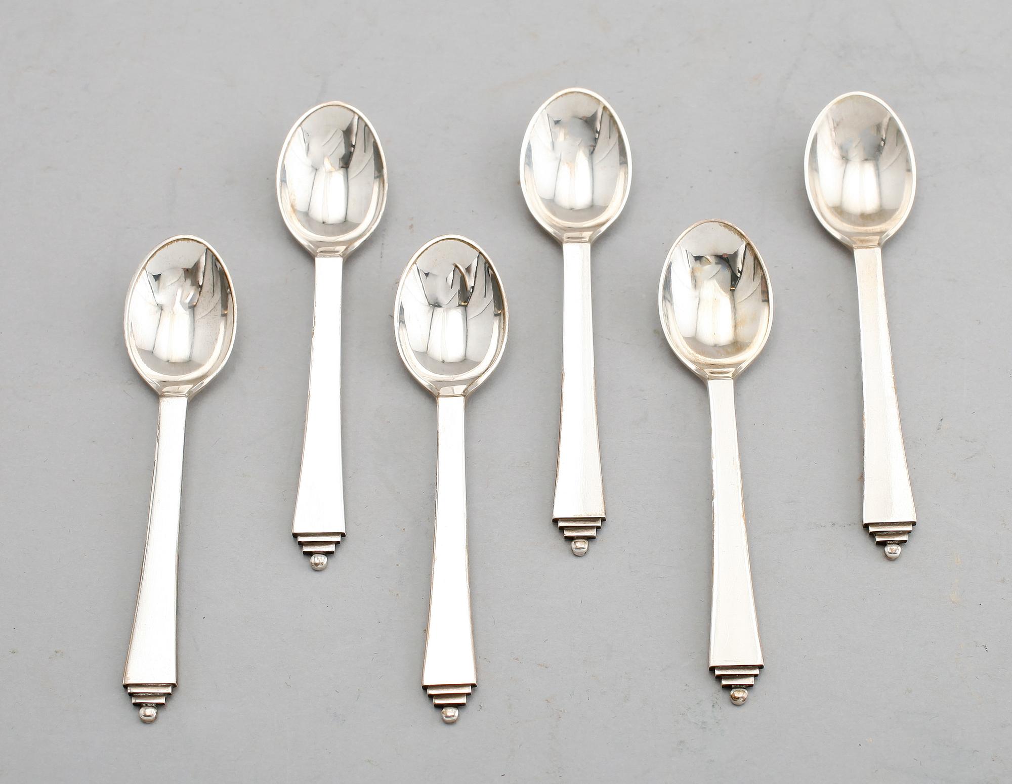 KAFFESKEDAR, 6 st, silver, "Pyramid", Georg Jensen, Danmark. Vikt ca 68 g.