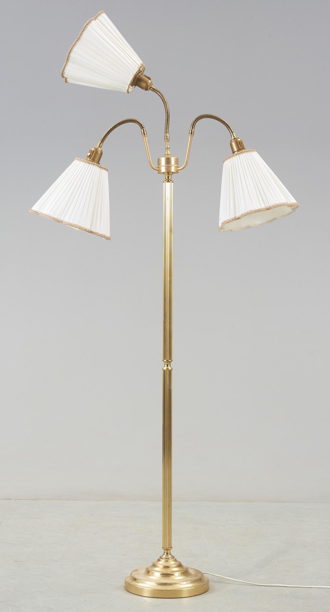 GOLVLAMPA, omkring 1900-talets slut.