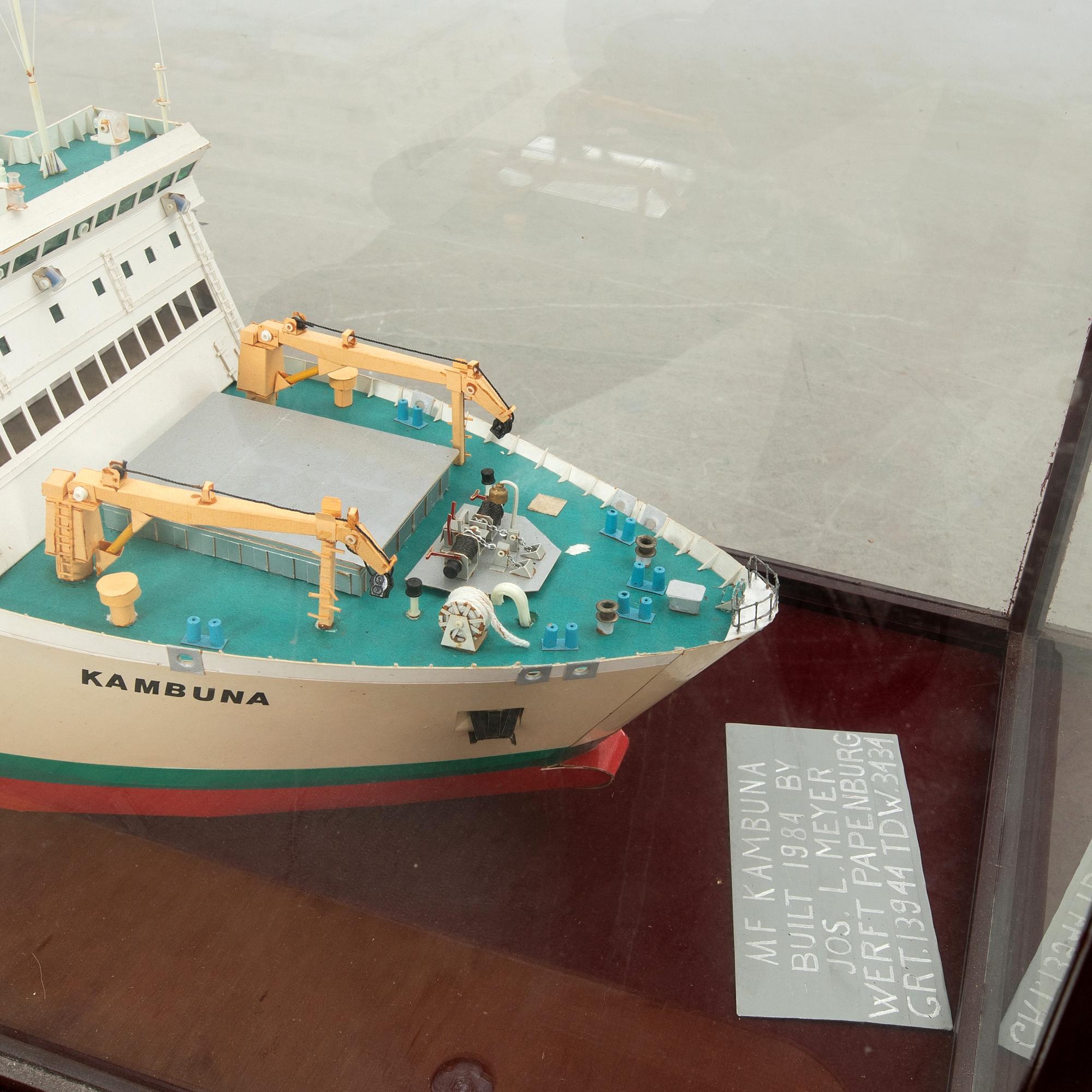 Model boat "MF Kambuna" 1984 Jos L Meyer.