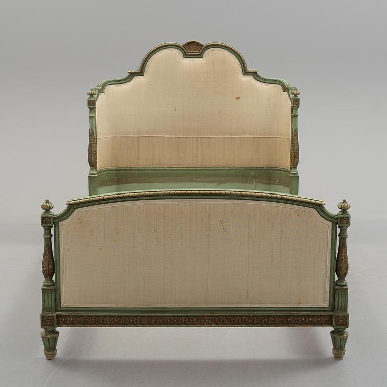 A gustavian style bed, first half of the 20th century.