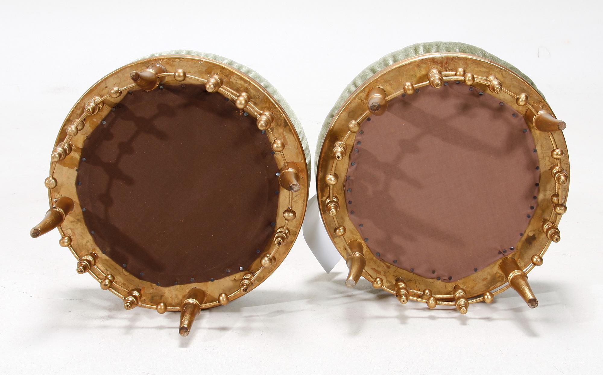 FOTPALLAR, ett par, sent 1800-tal.