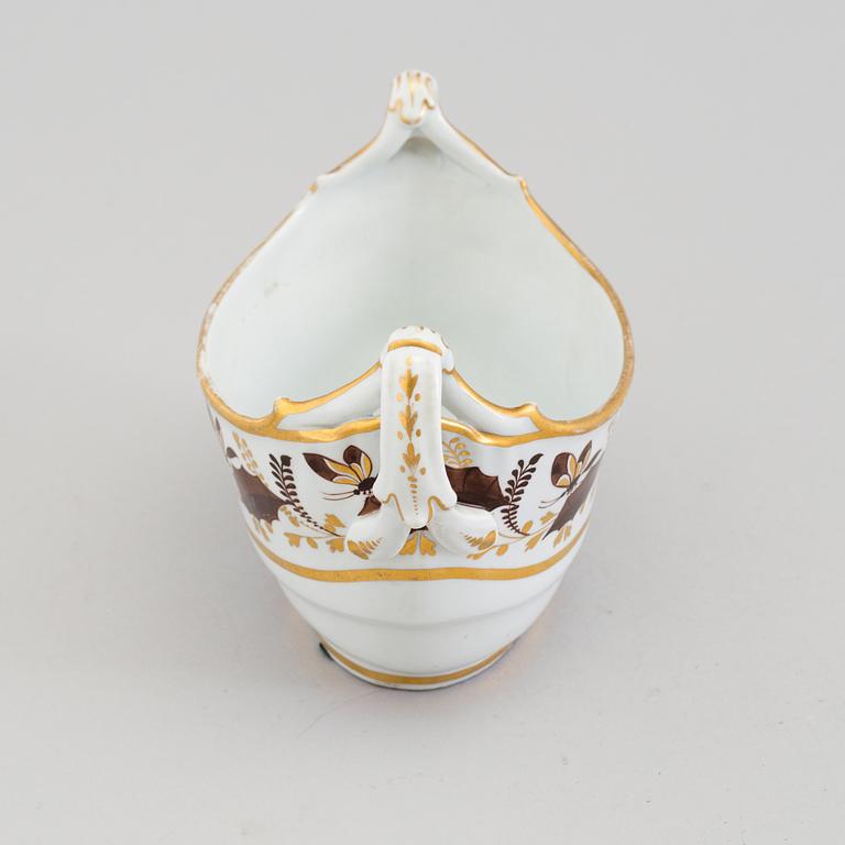 A FRENCH PORCELAIN EMPIRE BOWL, first half of the 19th century.