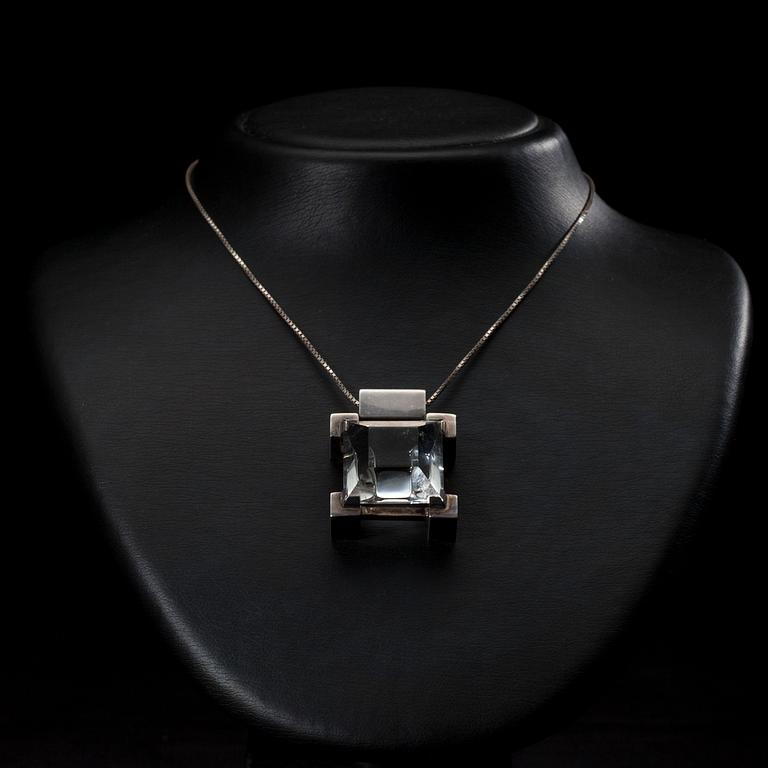 HÄNGSMYCKE, silver med slipat glas, Kaunis Koru 1969.