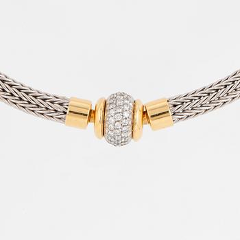 18K gold and platinum necklace with brilliant-cut diamonds.