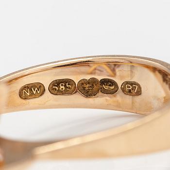 A 14K gold ring with an amethyst. Westerback, Helsinki 1968.