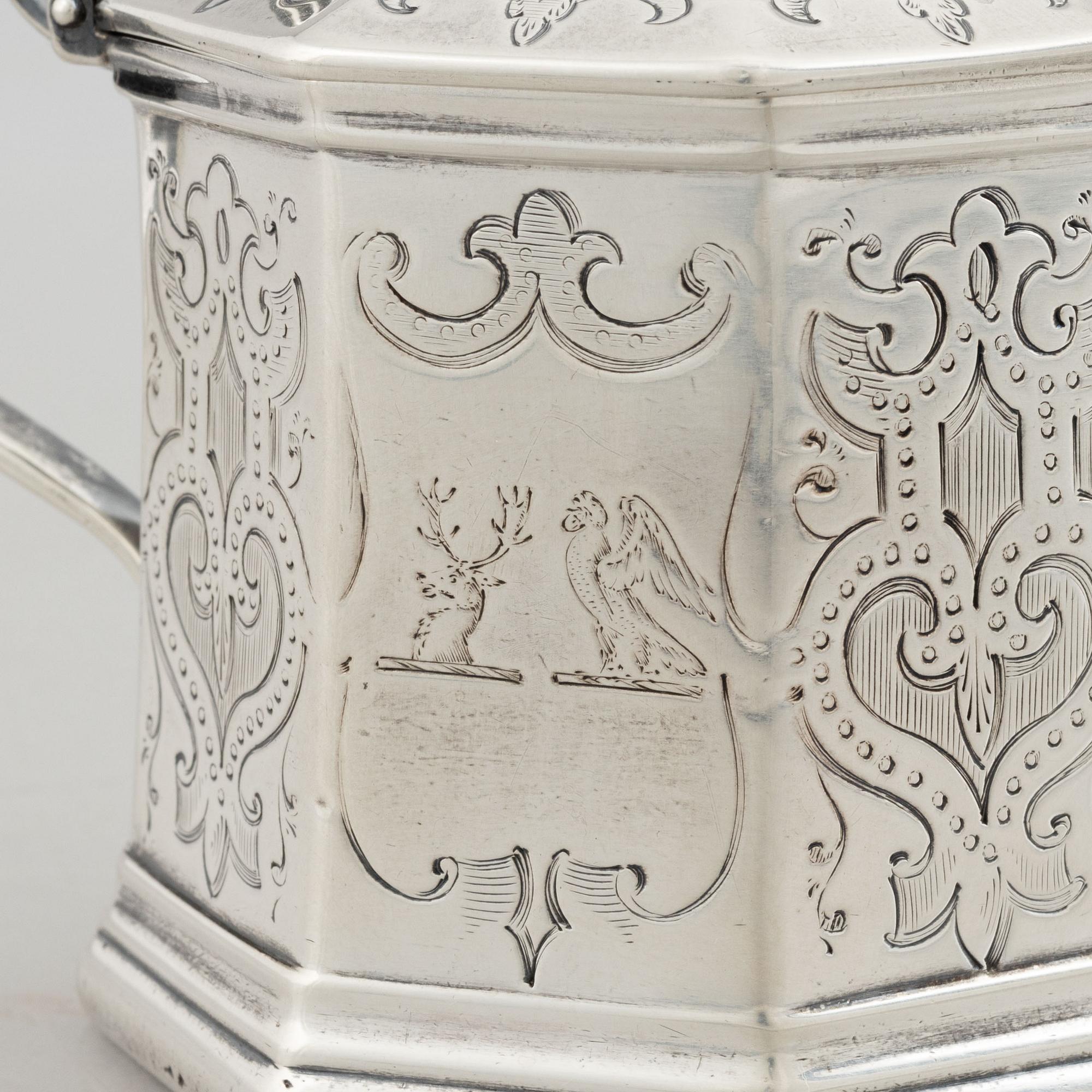 A silver mustard pot with blue glass and a spoon, Joseph I & Joseph II Angel, London 1849.