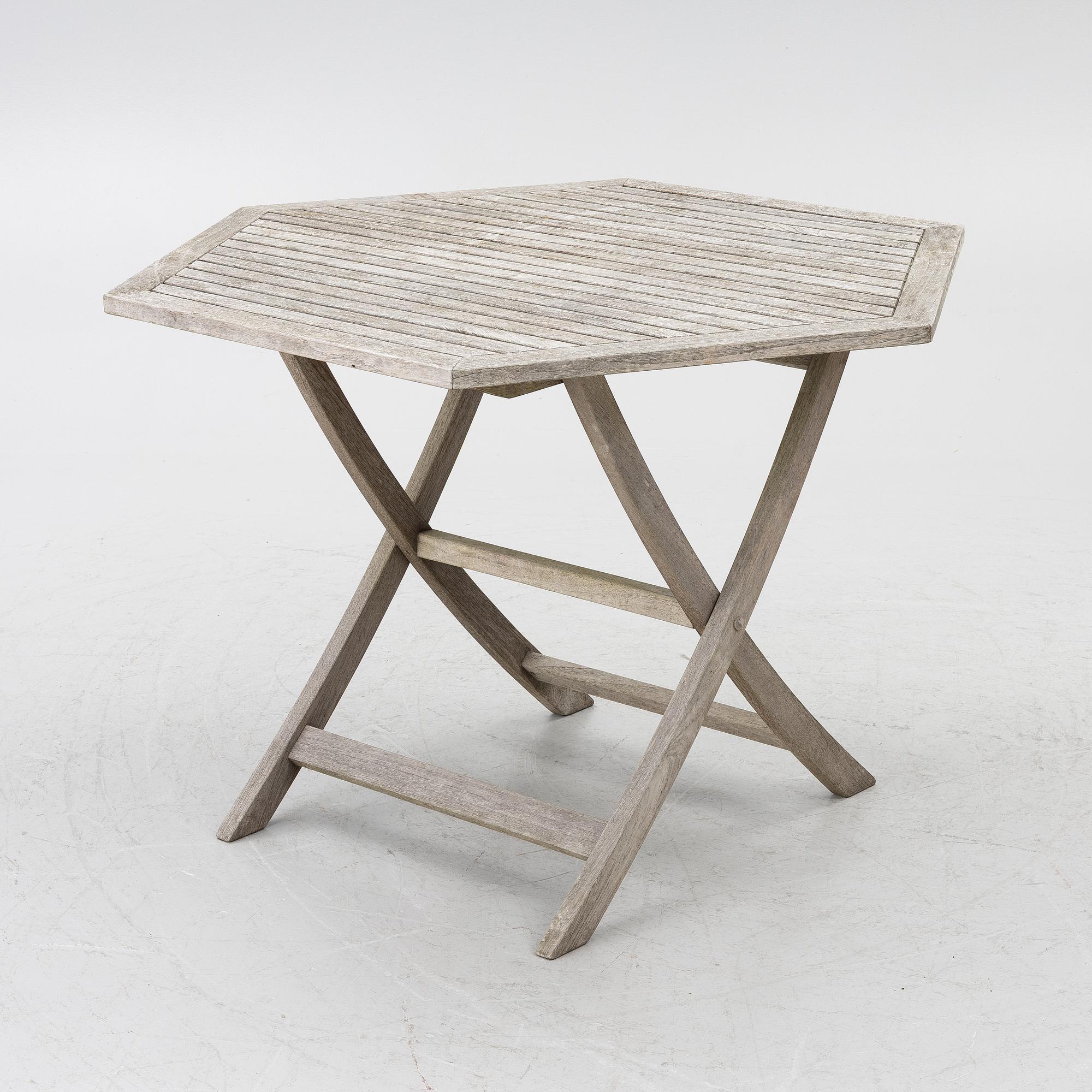 Garden furniture, 5 pieces, Viken and Kargaarden respectively, latter half of the 20th century.