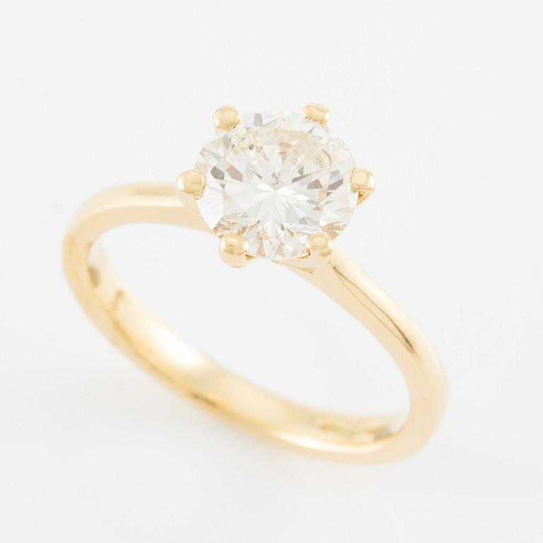 Ring, solitaire ring, 18K gold with brilliant-cut diamond.