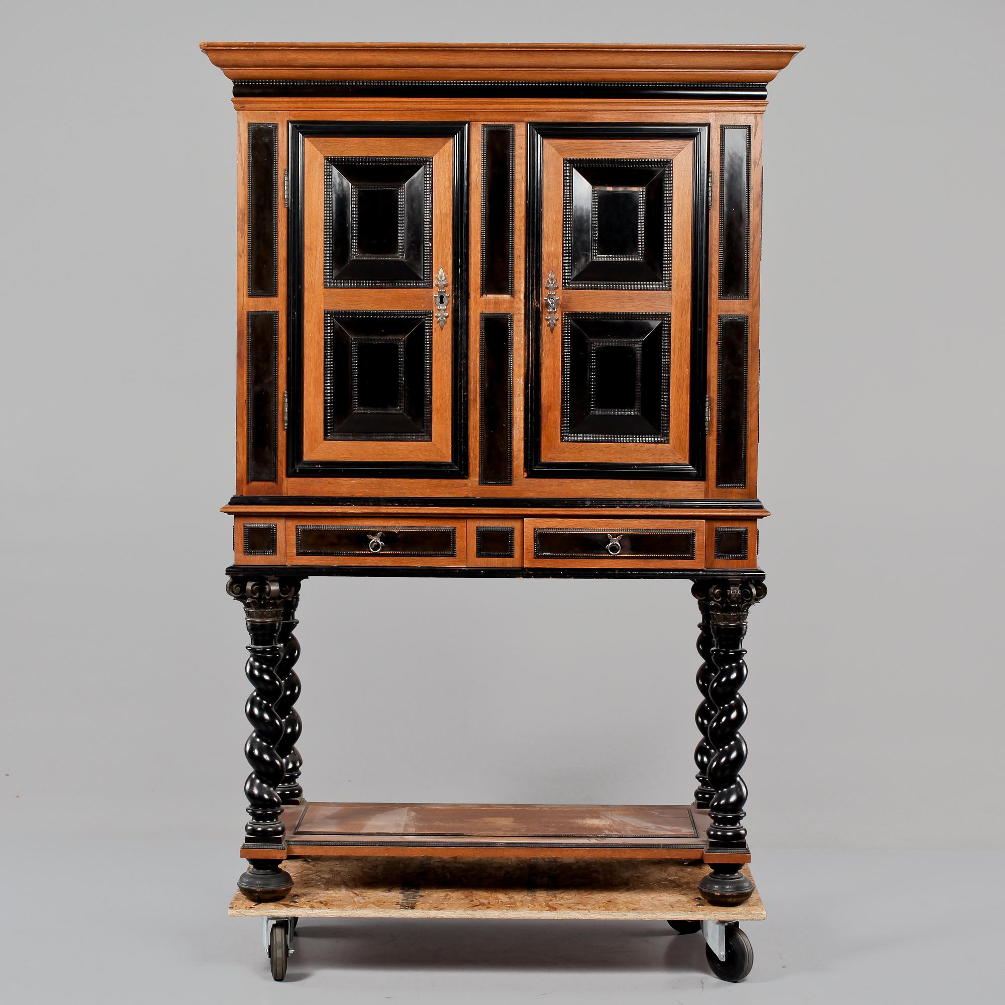 SKÅP, barockstil, 1800-tal.