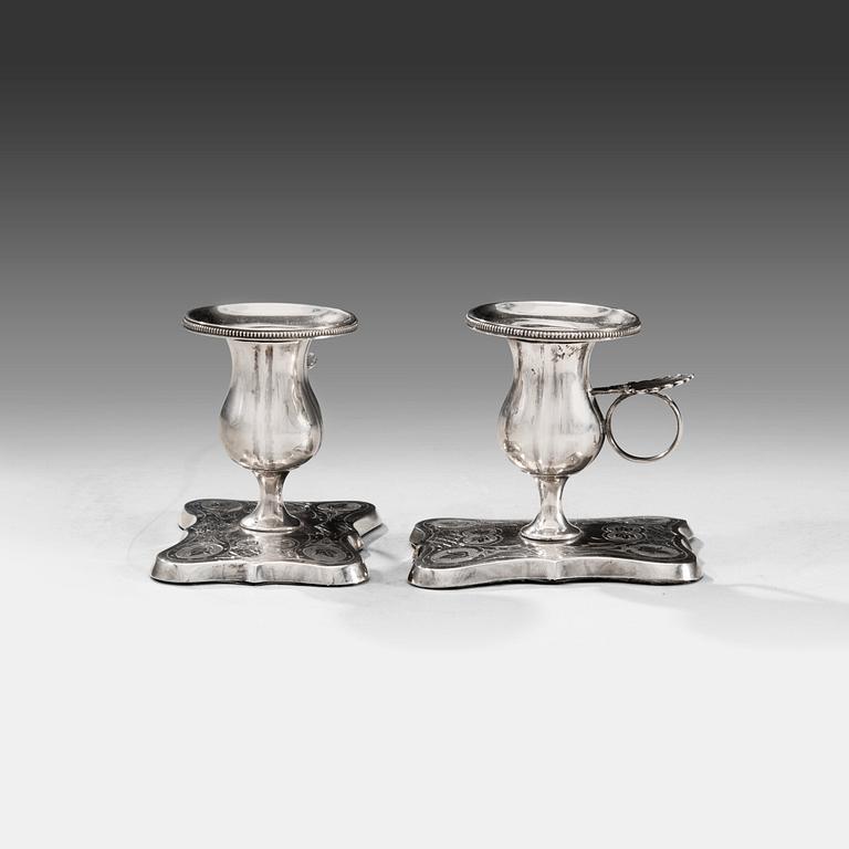 A PAIR OF CHAMBER CANDLESTICKS.