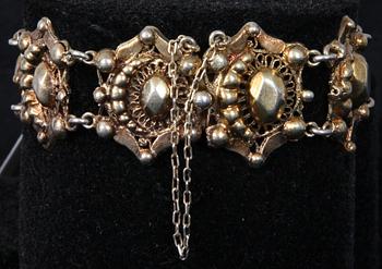 ARMBAND, förgyllt silver, 1800/1900-tal.