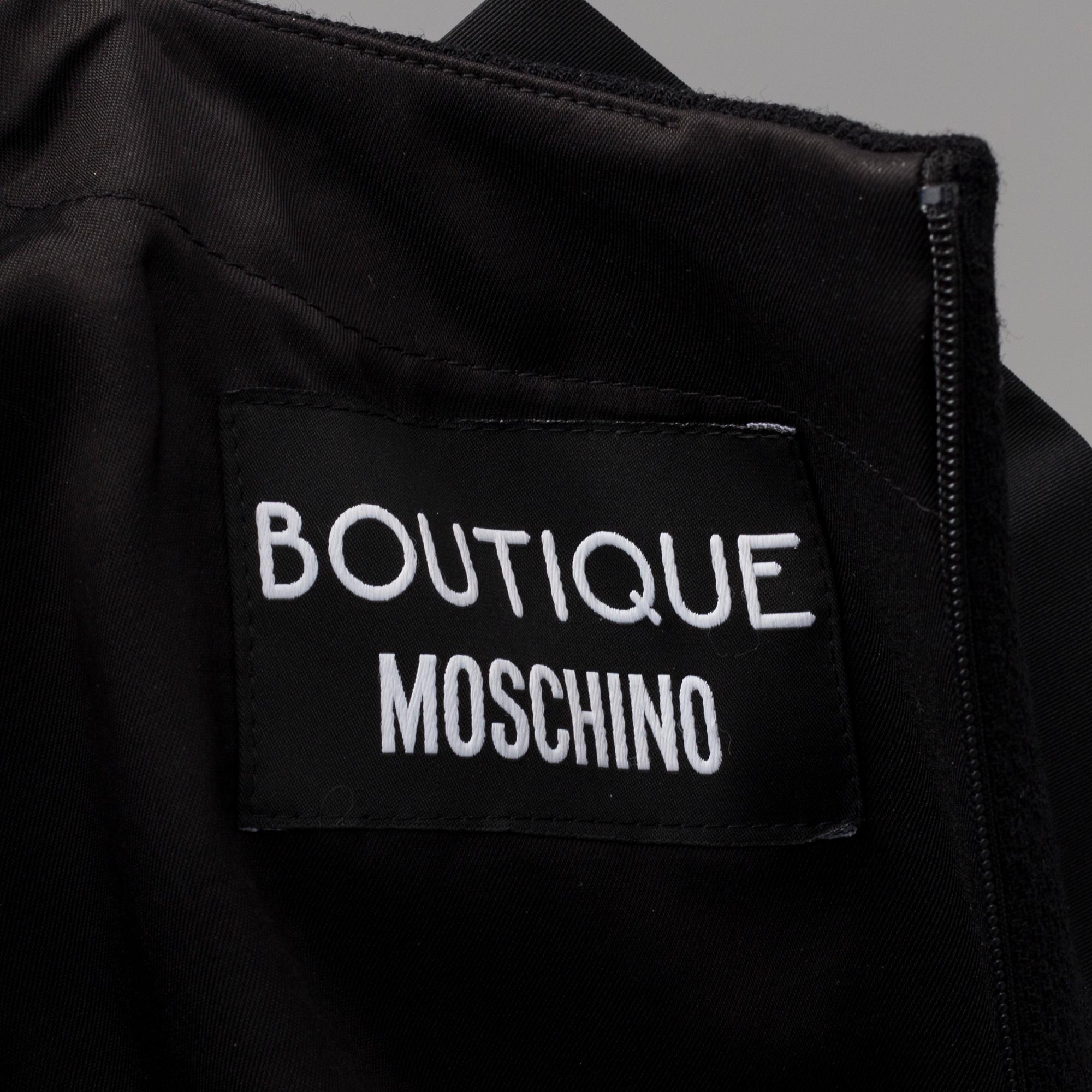 TOP, Moschino, storlek 40.