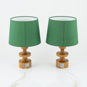 Uno & Östen Kristiansson, a pair of pine 'Flens' table lights, Luxus, Vittsjö.