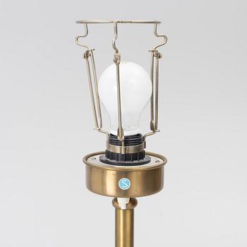 Josef Frank, Golvlampa, modell G 2326, Firma Svenskt Tenn.